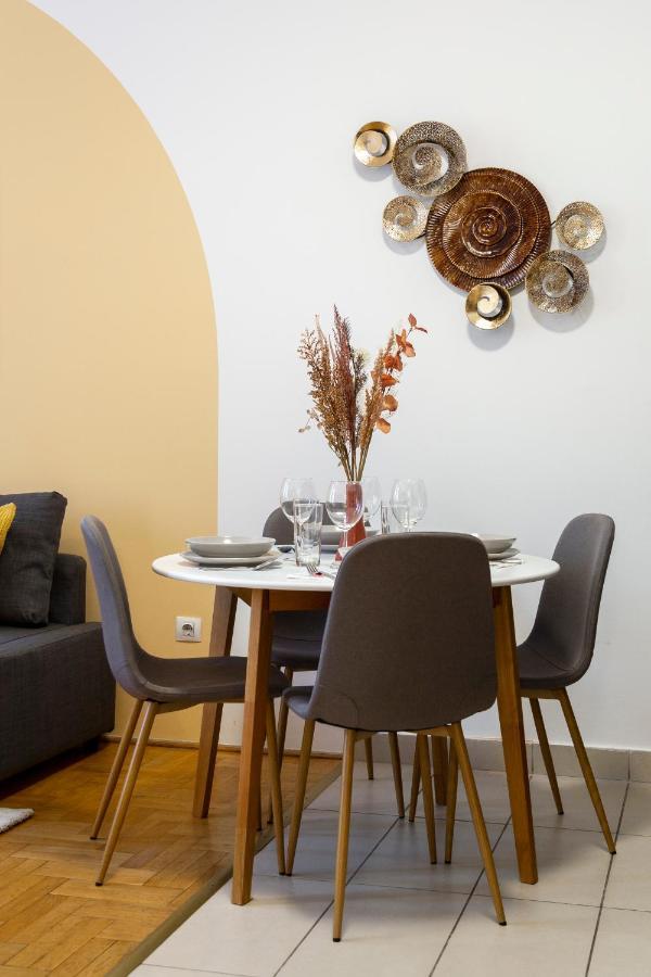 Cozy Home By Bella In The Heart Of Budapeste Exterior foto