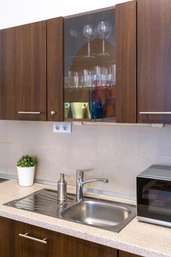 Cozy Home By Bella In The Heart Of Budapeste Exterior foto